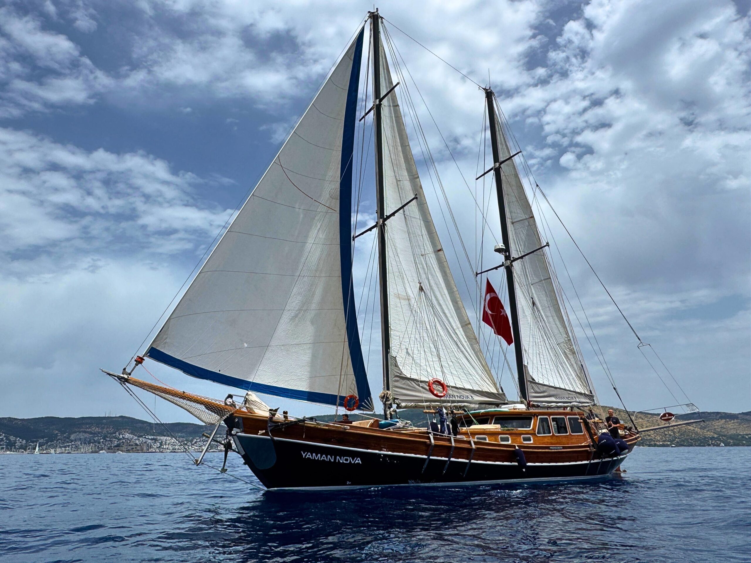 YAMAN NOVA